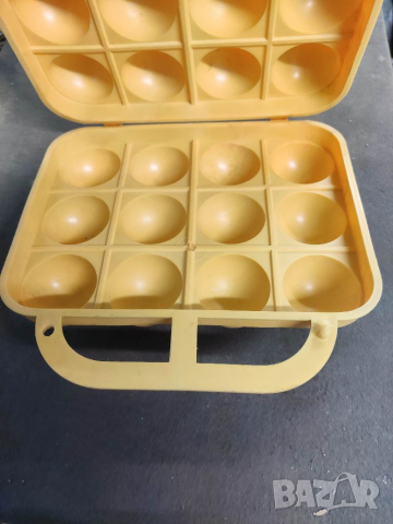 Продавам пластмасова кутия за яйца Люлин, снимка 5 - Други ценни предмети - 36246602
