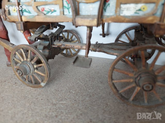 Стар макет на стара уестърн закрита каруца''Old Covered Wagon'', снимка 6 - Антикварни и старинни предмети - 41625640