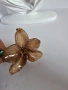 Аксесоар за чанта, ключодържател или каквото решите с естествен цвят на орхидея., снимка 3
