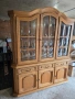 Винтидж трапезен бюфет / витрина от масивна дъбова дървесина с месингови ключалки., снимка 2