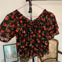 Дамска блуза в размер S/М, снимка 5 - Корсети, бюстиета, топове - 44922565