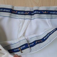 Къси панталони Adidas, снимка 2 - Къси панталони - 41116365