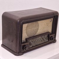 Радиоапарат Aeg super 69 wk, снимка 2 - Антикварни и старинни предмети - 41929846