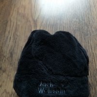 jack wolfskin - страхотна юношеска шапка КАТО НОВА, снимка 4 - Шапки - 39329702