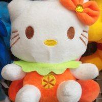 Плюшена играчка на Хелоу Кити (Hello Kitty), снимка 1 - Плюшени играчки - 41403942