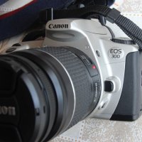 Canon EOS 300 + обектив Canon 28–80 mm f/3.5-5.6 II , снимка 11 - Фотоапарати - 40637300