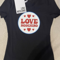 Love Moschino M и L, снимка 3 - Тениски - 44711260