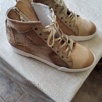 обувки Индиго , снимка 1 - Дамски ежедневни обувки - 42705814