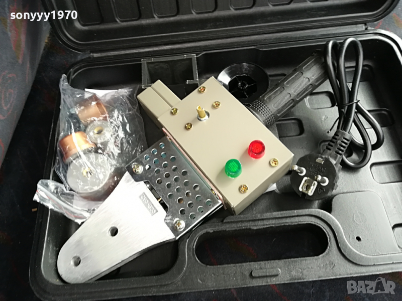 ЛЕПАЧКА С КУФАР И 3 ГЛАВИ 3103221635, снимка 1