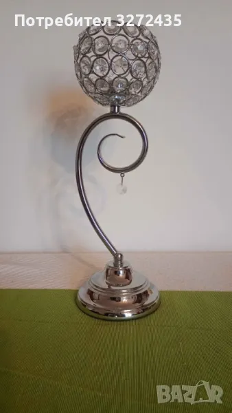 Красив и стилен свещник с кристали, снимка 1