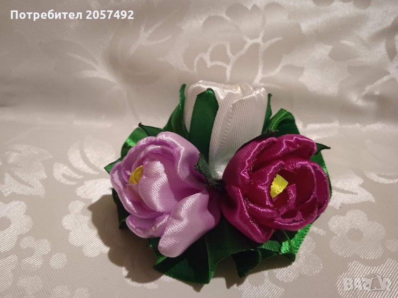 Малки букети от сатенени цветя, снимка 1