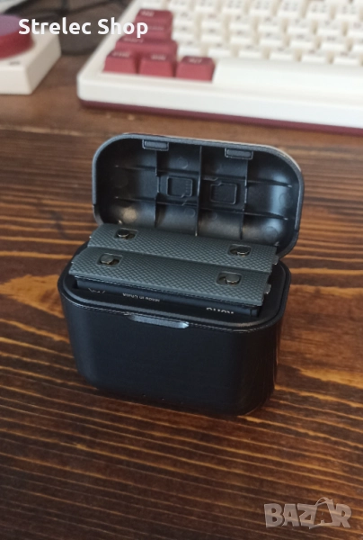 Комплект две батерии IS360X2B + кейс/хъб aMagisn за INSTA360, снимка 1