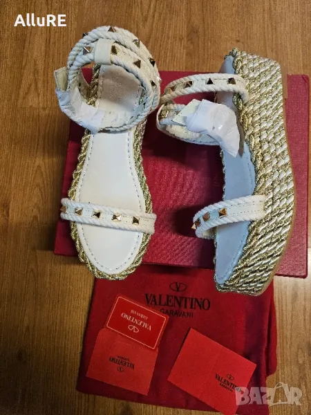 Valentino Дамски Сандали Налични 39 40, снимка 1