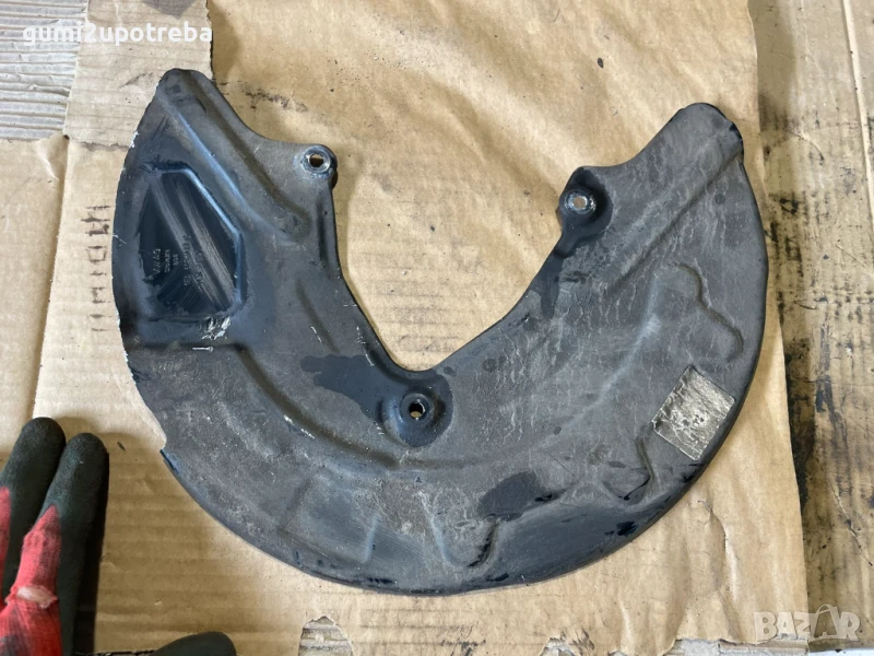 Предпазител Спирачен Диск Преден Ляв 1EA615311C Volkswagen ID.3 E11 PRO, снимка 1