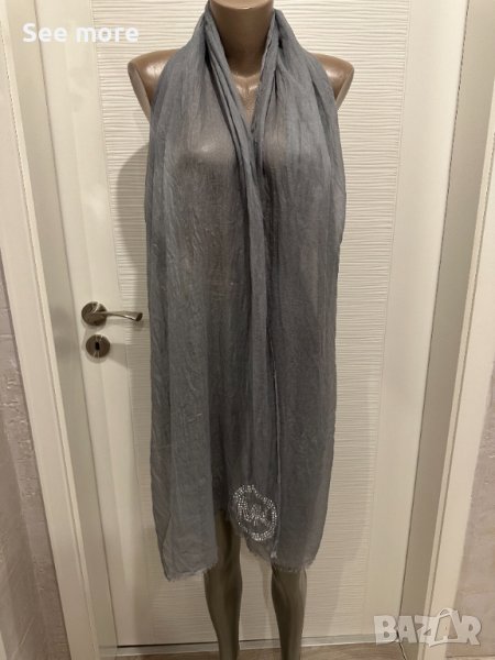 MICHAEL KORS шал с лого камъни в сиво, снимка 1