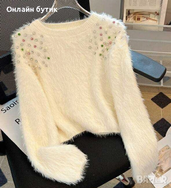 Кашмирено пуловерче с камъчета , снимка 1