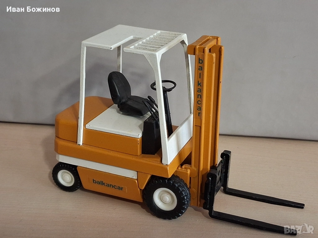 Метален мащабен модел на електрокар, мотокар., снимка 1