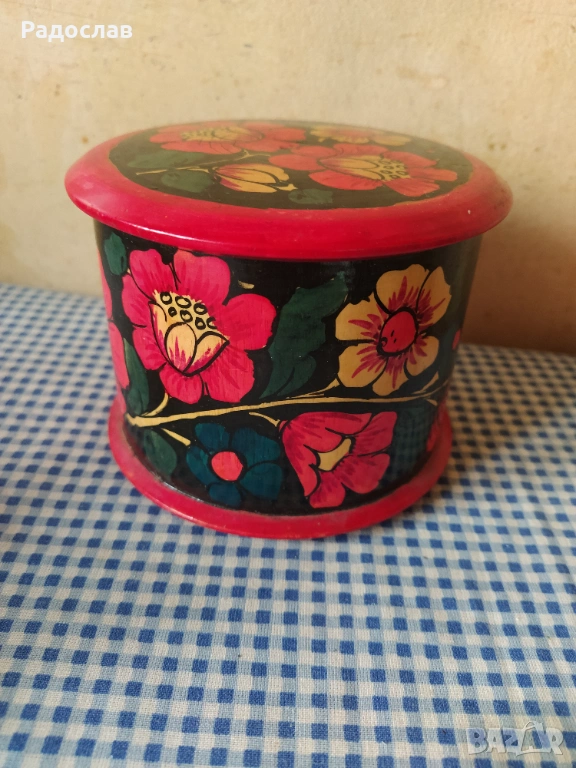 стара руска дървена кутия , снимка 1