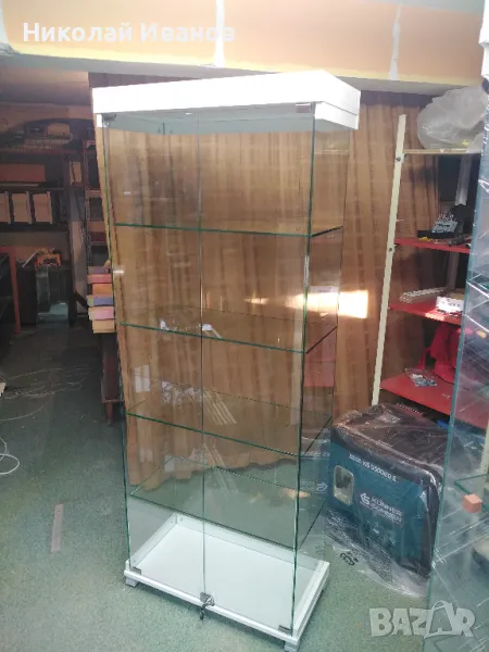 стъклени витрини,стелажи , снимка 1