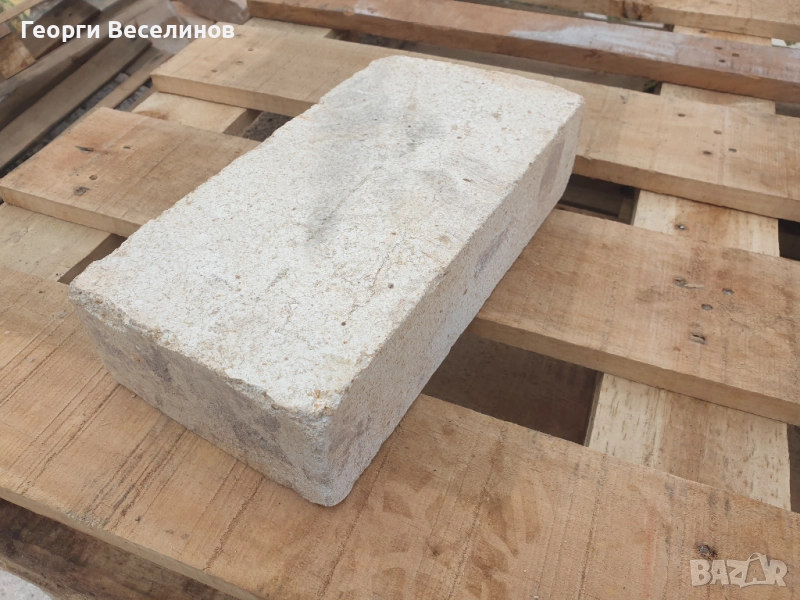 Огнеопорни шамотни тухли 230х113х65 мм, 42% Al2O3, снимка 1