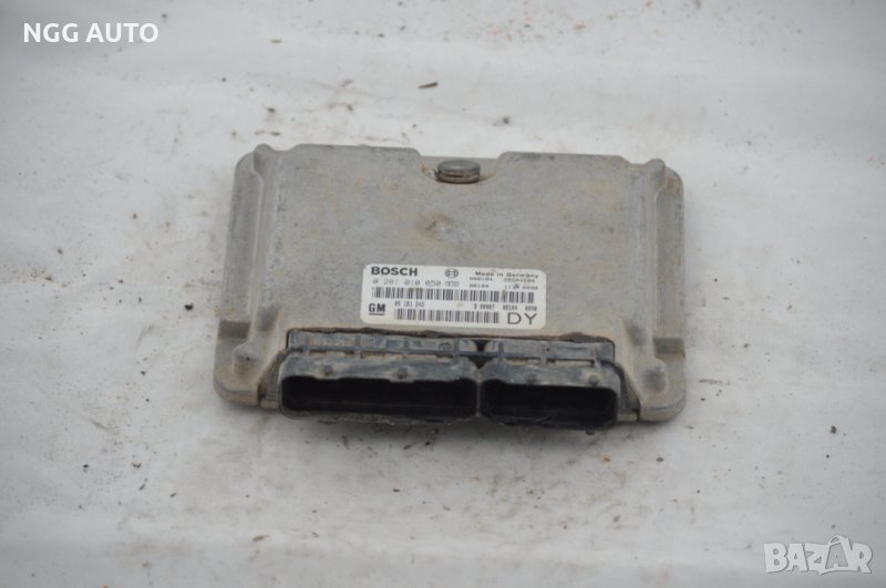 Компютър Двигател BOSCH 0 281 010 050 , GM 09 181 243 , DY, снимка 1