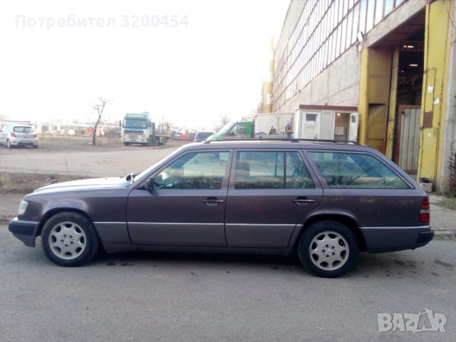 Продавам Мерцедес 124  250 D, снимка 2 - Автомобили и джипове - 44452293