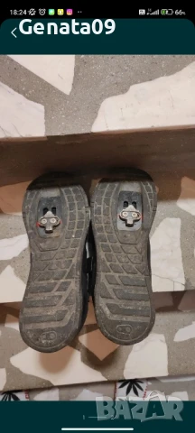 Клипсове и шпайкове. ЦЕНАТА Е ПО ДОГОВАРЯНЕ!!