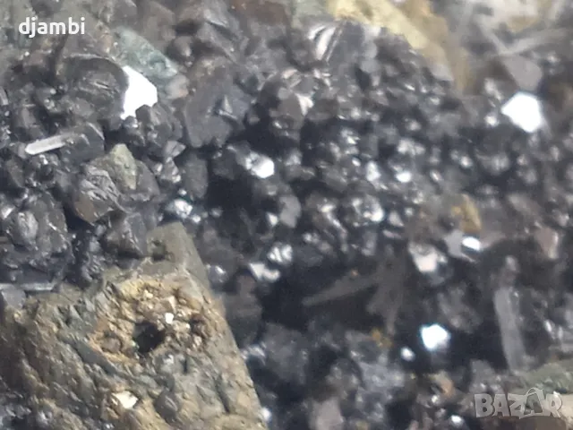 №191, Двулицева друза Сфалерит, Халкопирит,Пирит и Галенит, сКристали, Минерали, Родопи, Bgminerals,, снимка 4 - Декорация за дома - 48708254