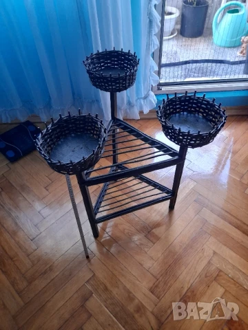 Цветарник, вятърно звънче и полилеи, снимка 3 - Декорация за дома - 50786422