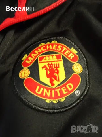Горнище Manchester United, L , Манчестър Юнайтед L, снимка 2 - Спортни дрехи, екипи - 50434360