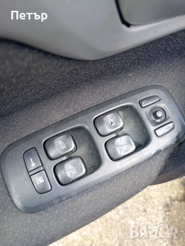 Volvo V70 2.4 бензин /газ 170коня на Части, снимка 4 - Автомобили и джипове - 53373517
