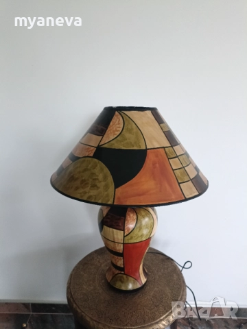 Vintage, настолна лампа с абстрактен  арт дизайн в топли цветове.  , снимка 14 - Настолни лампи - 51877417
