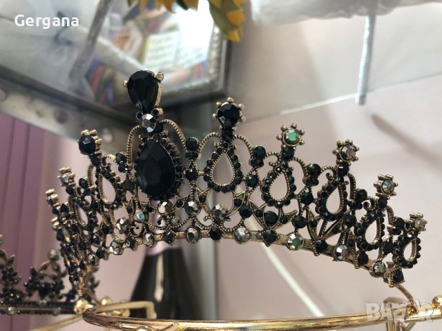 черна тиара -различни модели, снимка 5 - Аксесоари за коса - 40250952