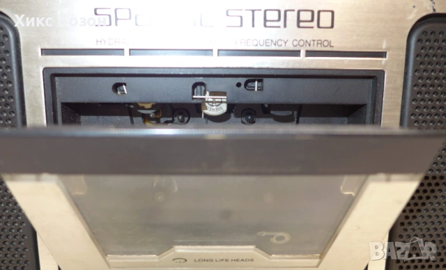 Philips D8212 Made in Austria отличен радио касетофон, снимка 2 - Радиокасетофони, транзистори - 53776417