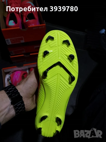 футболни обувки Nike оригинални ! номера 44/43/42/39, снимка 2 - Маратонки - 53035422