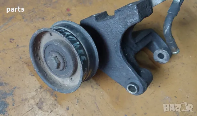 Лапа Двигател и Ролка Jeep Чероки XJ 2.1 - 2.5, снимка 3 - Части - 47708591