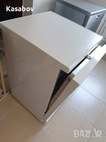 Съдомиялна Miele - Auto Open - 14 Комплекта - Свободностояща, снимка 10 - Съдомиялни - 52787483