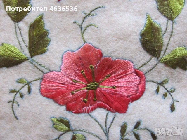 19в. Ръчна бродерия върху вълнен плат 50х43см., снимка 3 - Антикварни и старинни предмети - 52440198