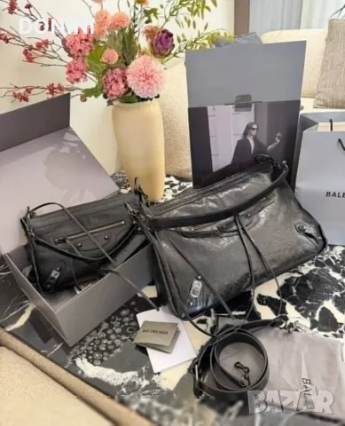 Balenciaga Дамска чанта, кожа, снимка 7 - Чанти - 56080082