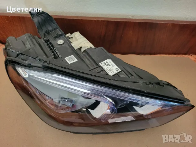 Десен фар Mercedes GLE Multibeam W167  desen far  мерцедес 167 гле, снимка 4 - Части - 47817477