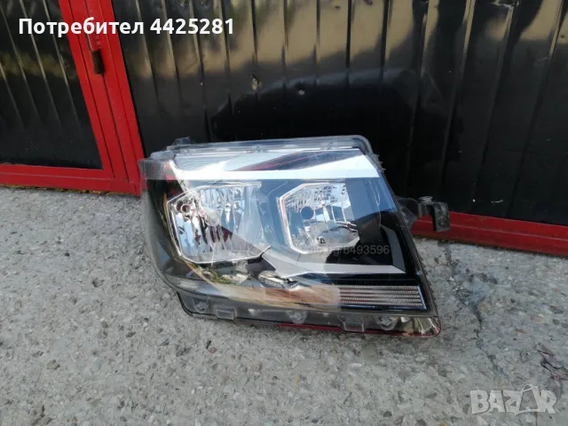 Десен фар за Volkswagen Crafter след 2017 година., снимка 2 - Части - 49774819