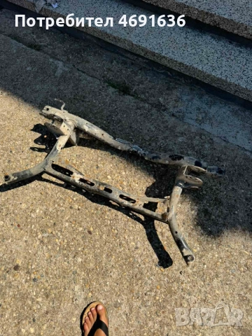 Заден мост Туаран VW Touran(10-16)г. само за 70лв. 1t0500004, снимка 5 - Части - 52901646