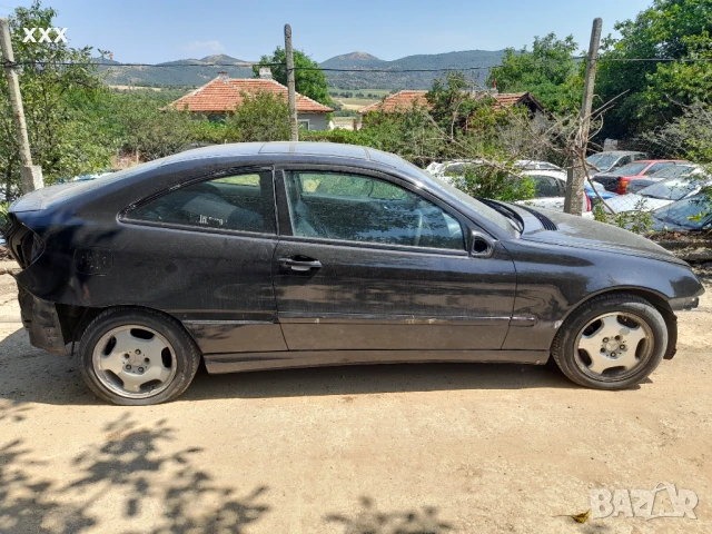 Мерцедес Ц230, снимка 2 - Автомобили и джипове - 50954383