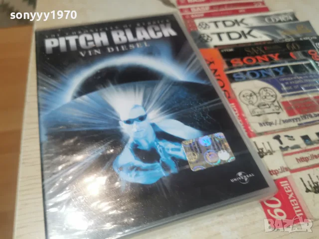 PITCH BLACK NEW DVD 2608261206L1, снимка 8 - DVD филми - 55814989
