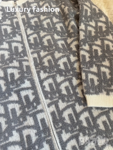 Дамска жилетка Dior, снимка 6 - Жилетки - 52876080