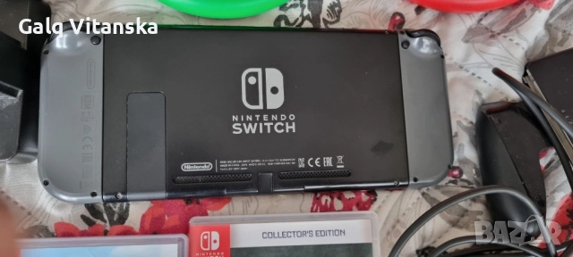 nintendo switch перфектно състояние, снимка 2 - Nintendo конзоли - 52497269