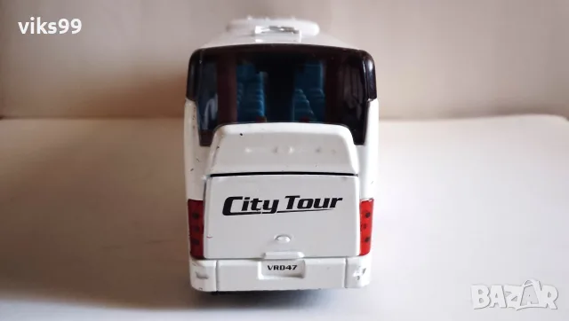 City Tour Bus Pull Back - Мащаб 1:32, снимка 2 - Колекции - 56019497