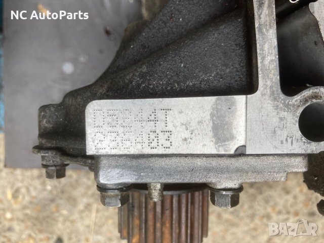 Цилиндров блок за Volvo Волво XC70 XC90 2.4 дизел 163 8653865 2005, снимка 3 - Части - 42705467