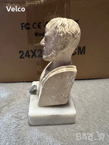 мраморна статоетка Аристотел, снимка 2 - Антикварни и старинни предмети - 51205896