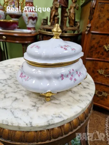 Красива антикварна немска порцеланова купа с капак Weimar , снимка 4 - Антикварни и старинни предмети - 50070646